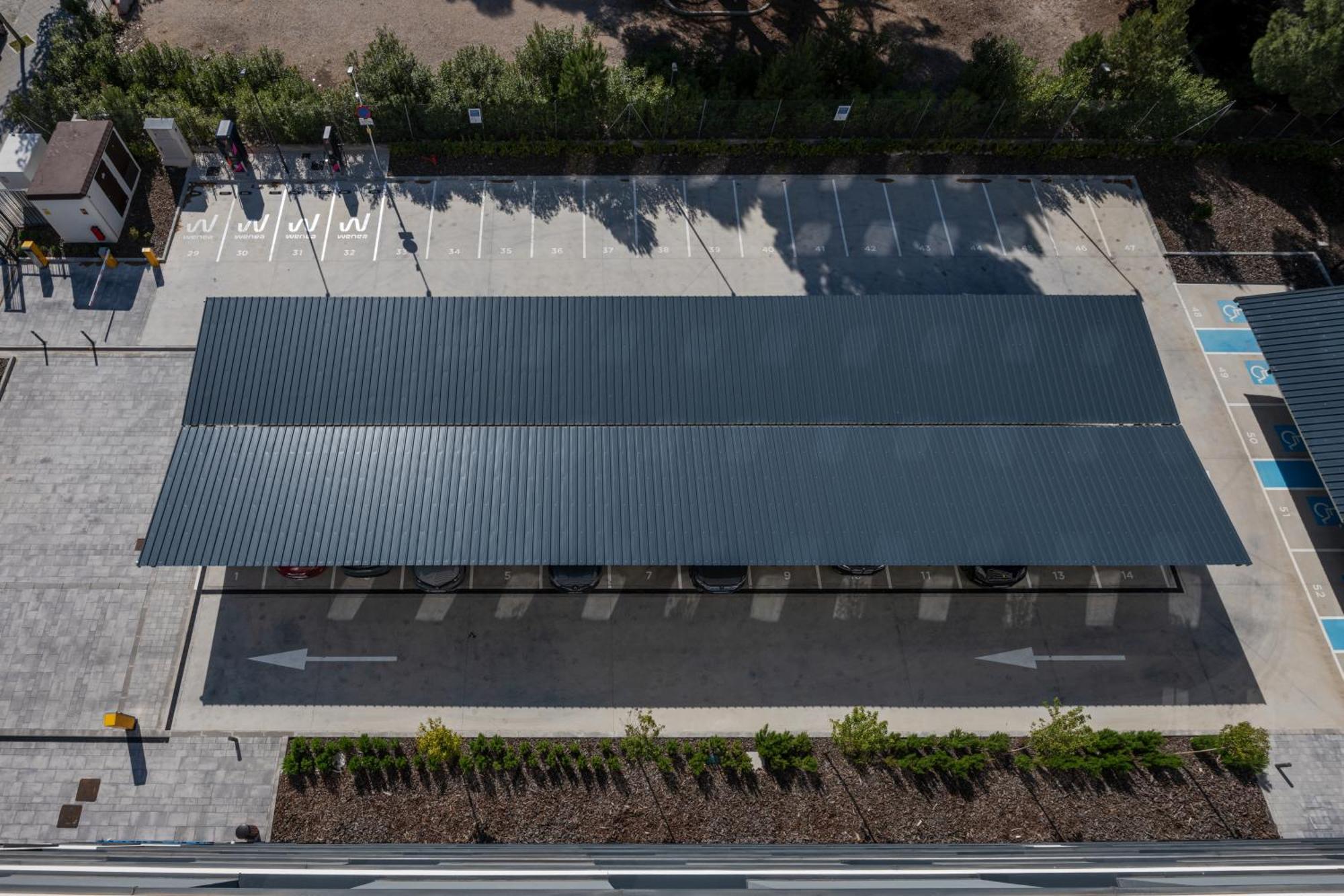 Ibis Budget Madrid Aeropuerto Exterior photo